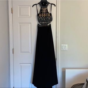 Black prom dress